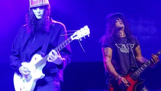 SLASH VS BUCKETHEAD [upl. by Esilehc]