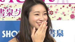 足立梨花「最近、夜が寂しい…」タイプは声が良くてツンデレ 写真集「足立梨花 RIKA2007→2014」発売記念イベント2 [upl. by Lewej]