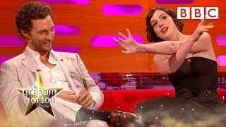 Anne Hathaway predicted Matthew McConaugheys Oscar  The Graham Norton Show  BBC [upl. by Arawaj]