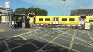 Birkdale Level Crossing [upl. by Mcmahon]