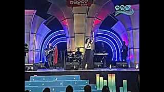 Sona Mohapatra s homecoming  Rongoboti LIVE  Barabati Indoor Stadium [upl. by Dorcia617]